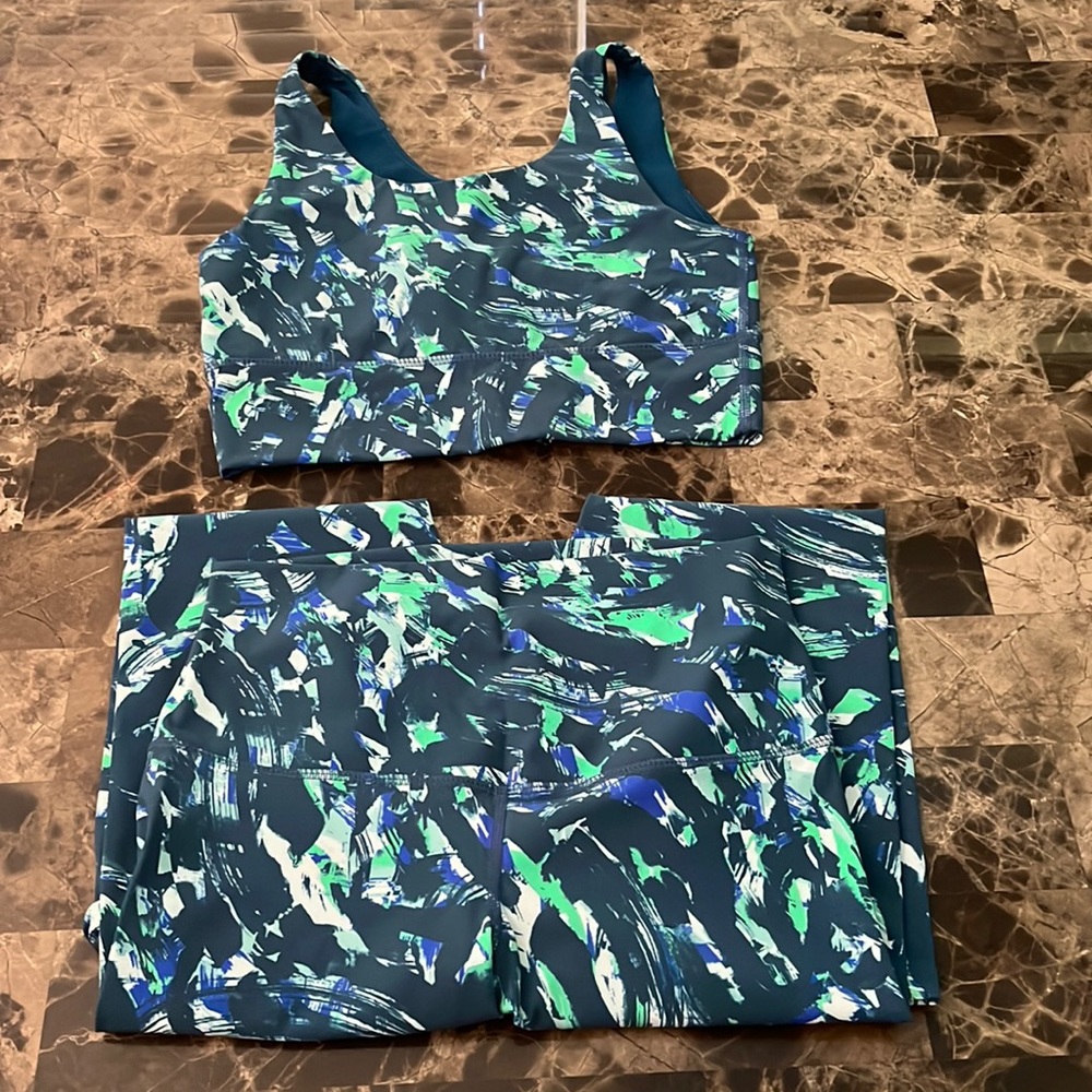 DYI signature tight and elevate bra matching set